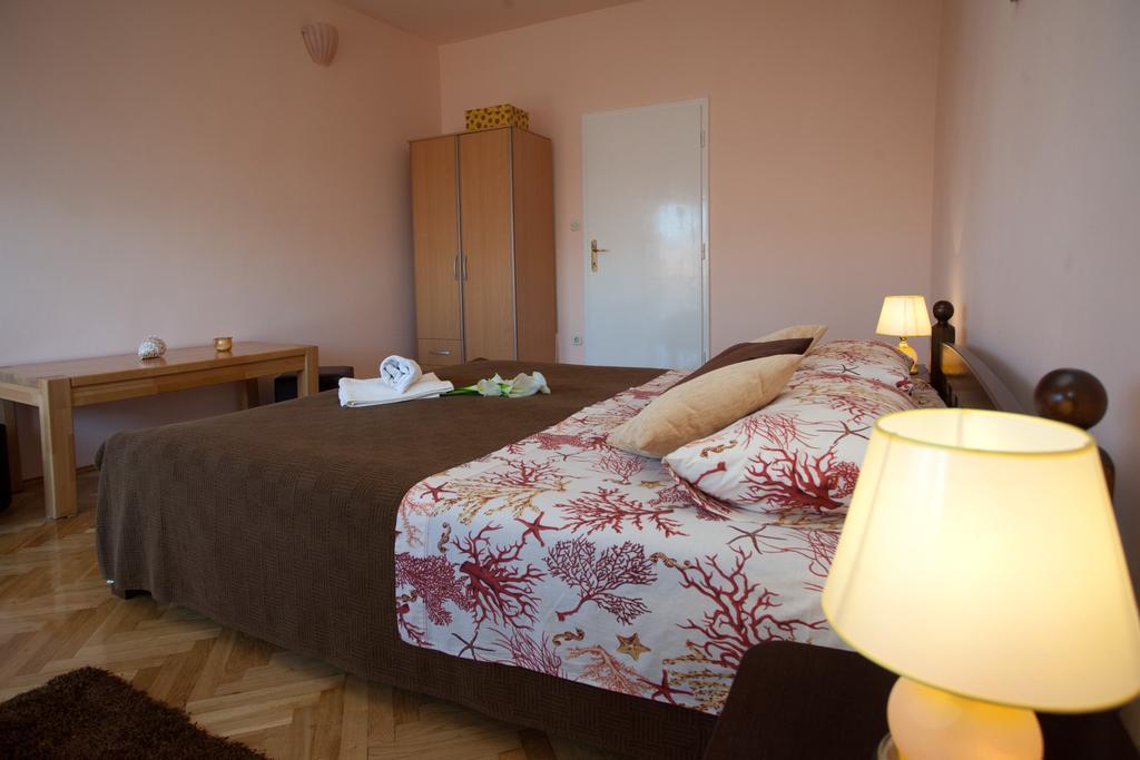 Apartments Beautiful Sandy Beach Split Zimmer foto