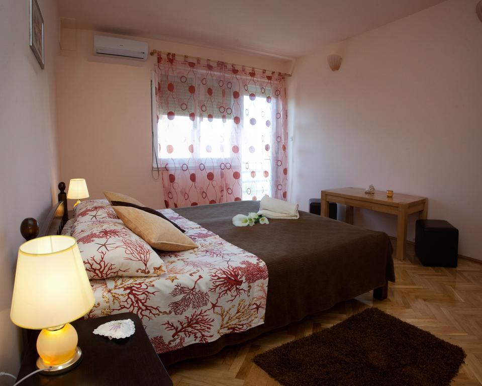Apartments Beautiful Sandy Beach Split Zimmer foto